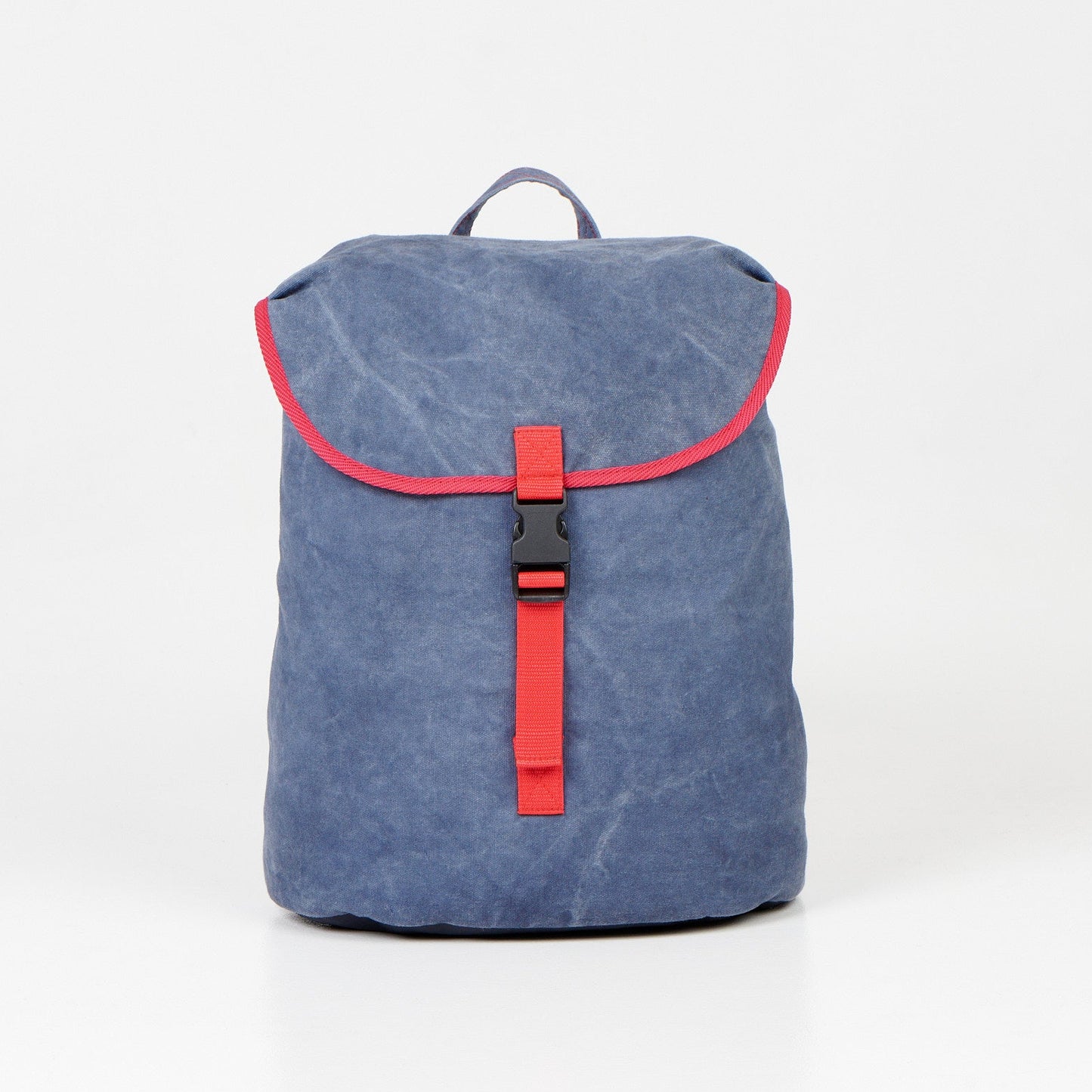Walker 12L backpack