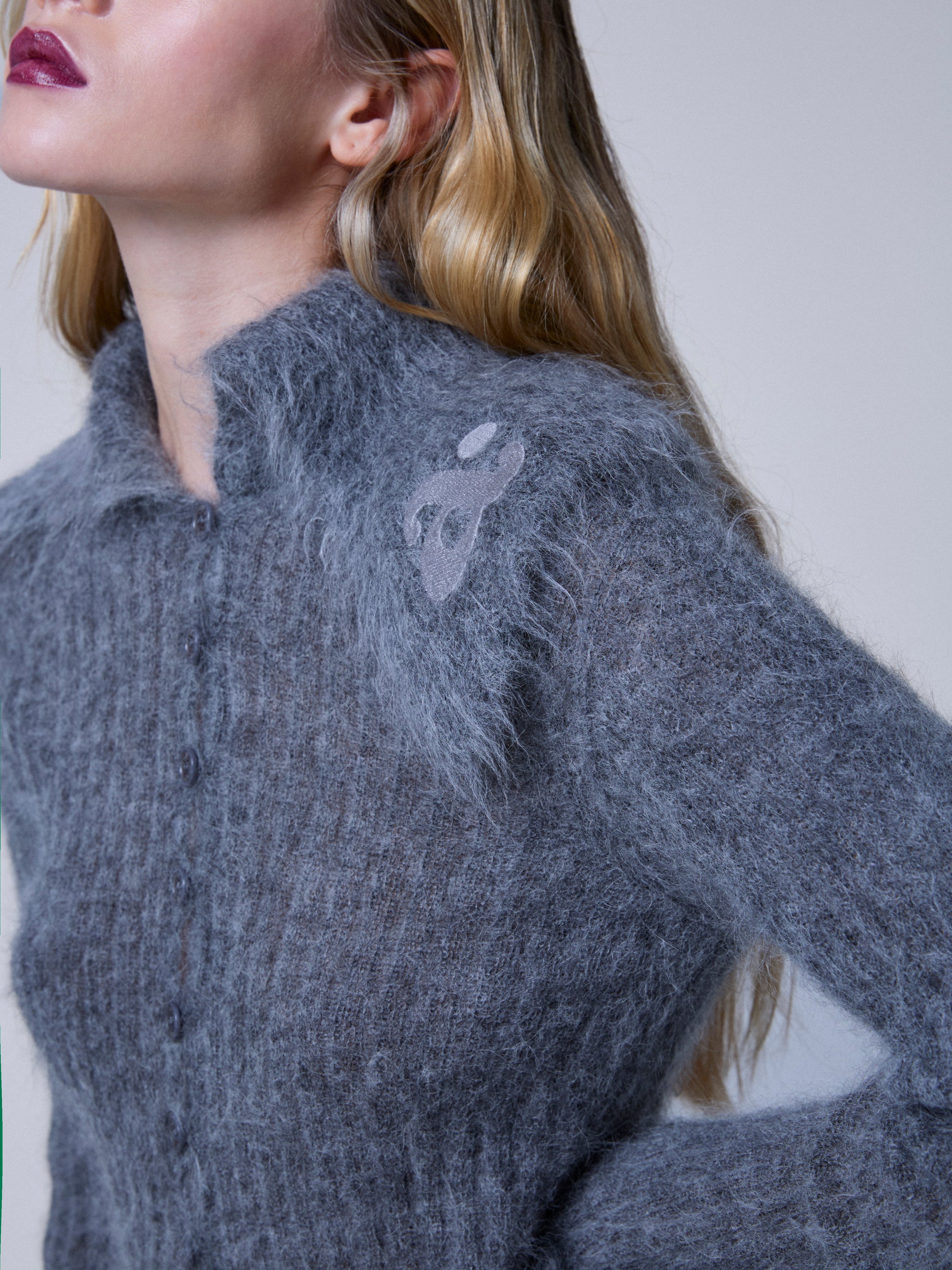 Mabel Cardigan in Flintgrau – Mohair- und Alpakawolle