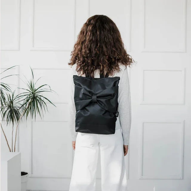 Waterproof Backpack - Black Bow - Aslook.com