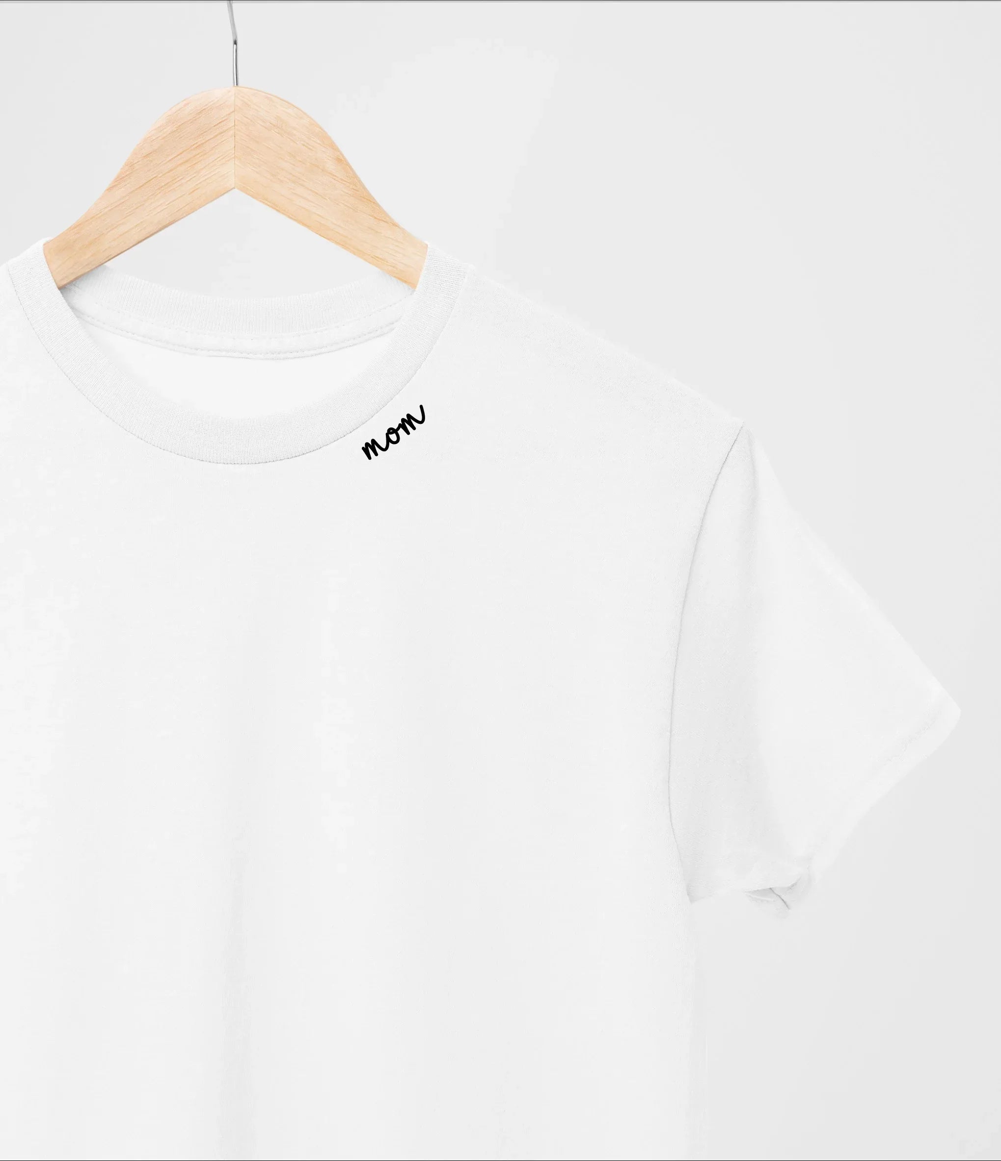 Embroidered Collar Organic Cotton T-shirt "Mom" - Aslook.com