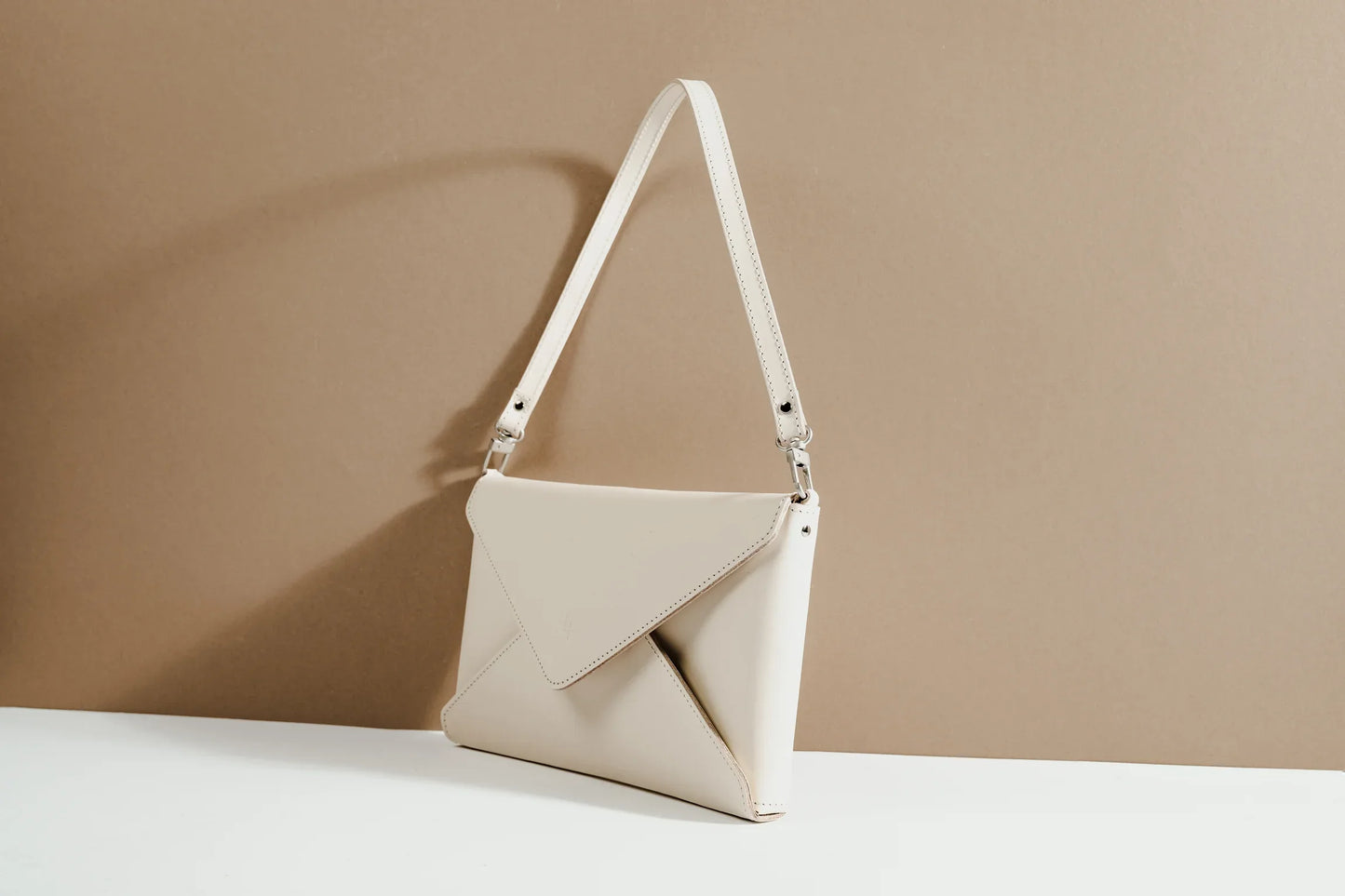 Great Model Clutch - Cookie - Aslook.com