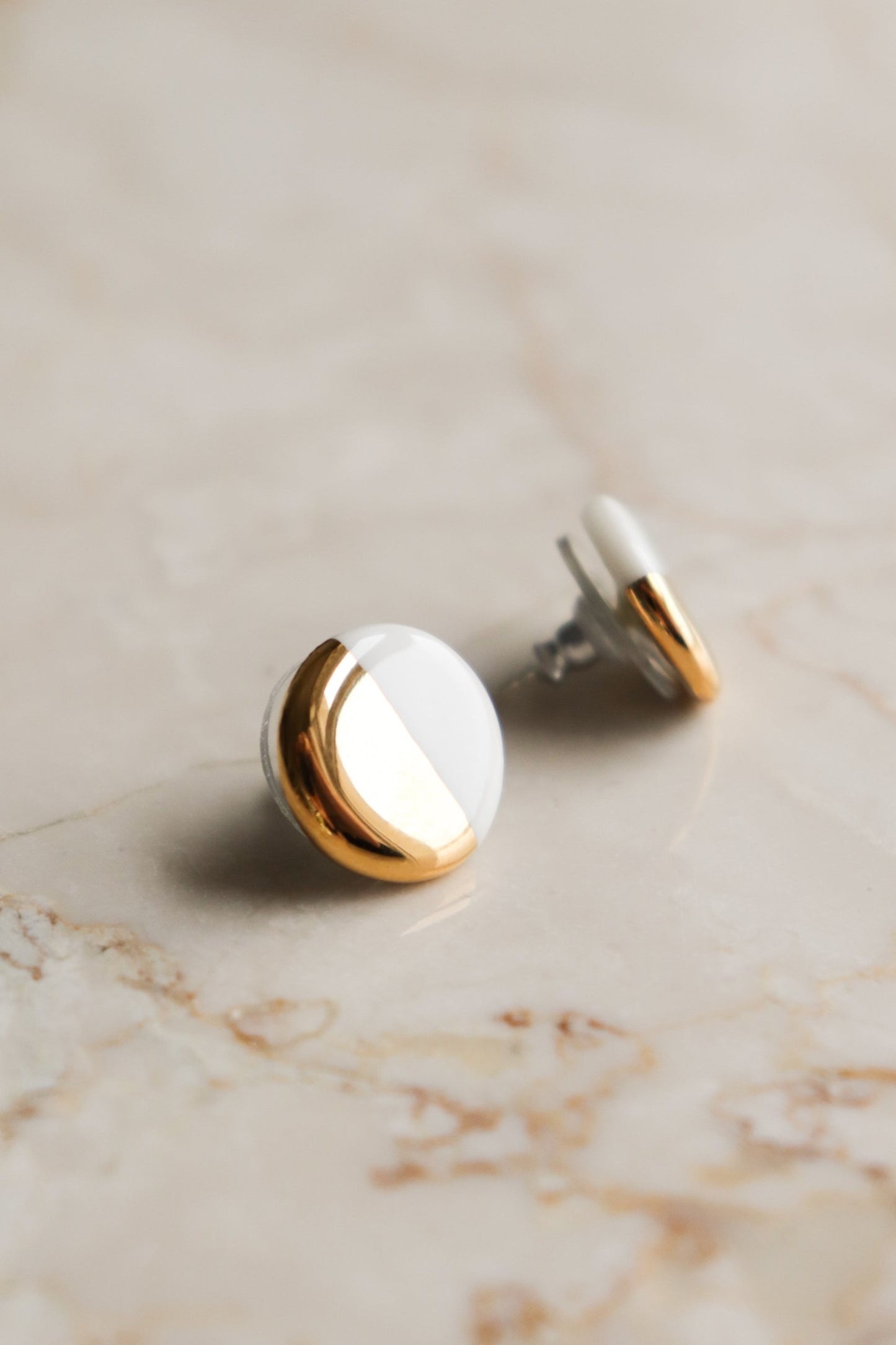 Porcelain Round Stud Earrings - White and Gold